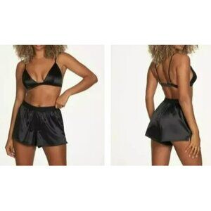 Frederick’s of Hollywood Ginny Black Satin 2 Pc Sleep Set Sz 1X Bra & Tap Pants
